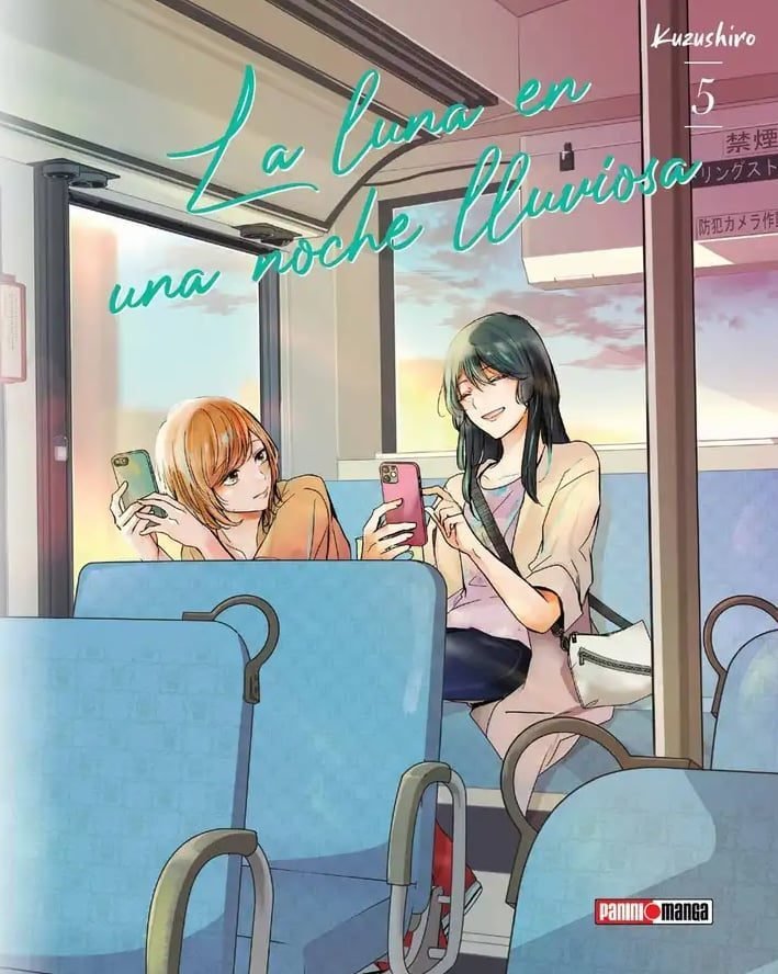 LA LUNA EN UNA NOCHE LLUVIOSA 05